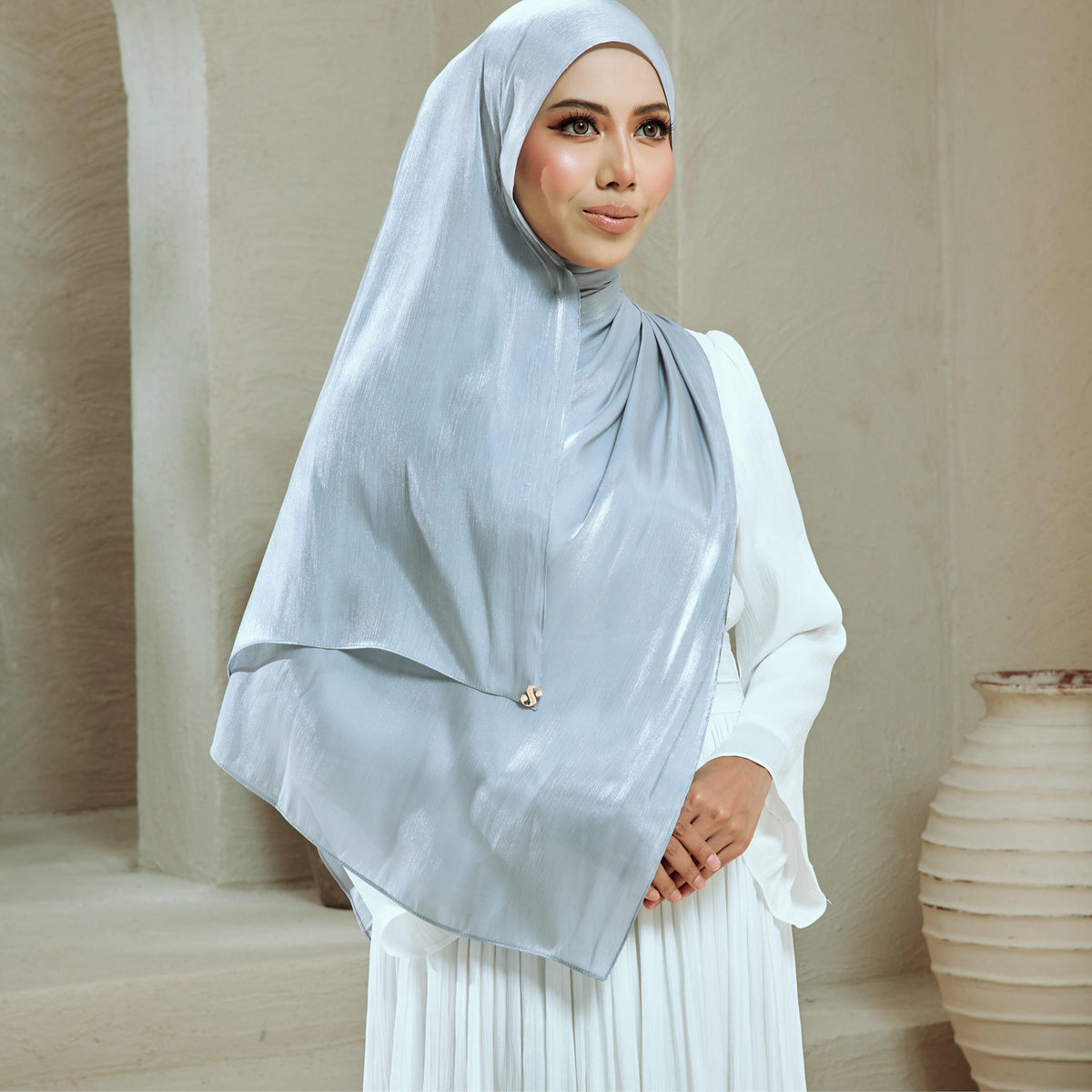 SERI SHIMMER SHAWL