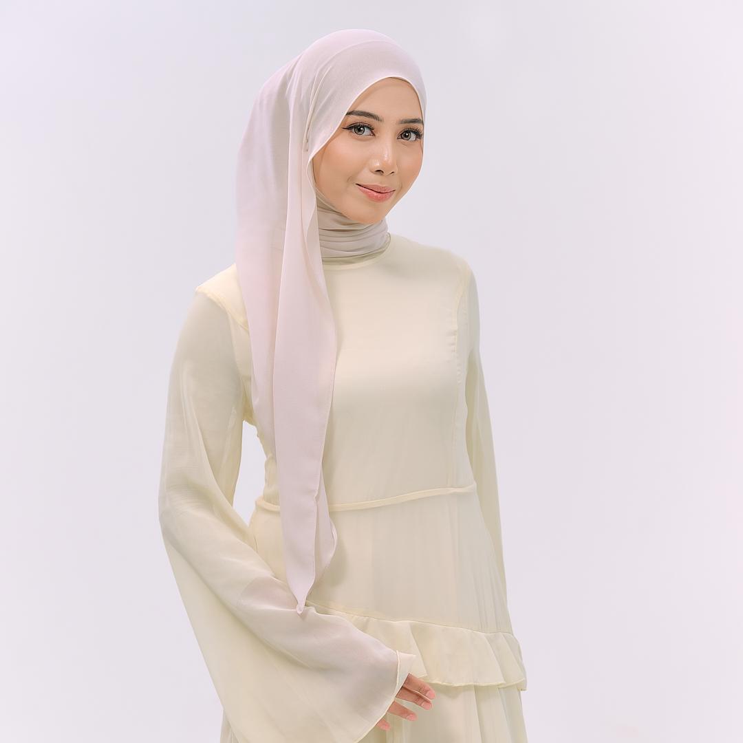 CLARA HOODIE SHAWL