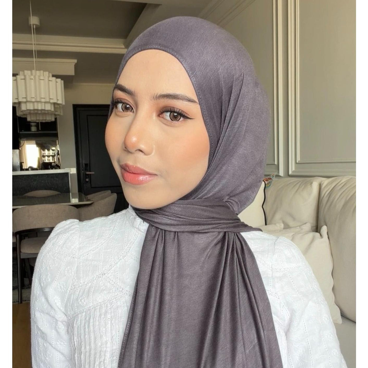 NEYA HOODIE SHAWL