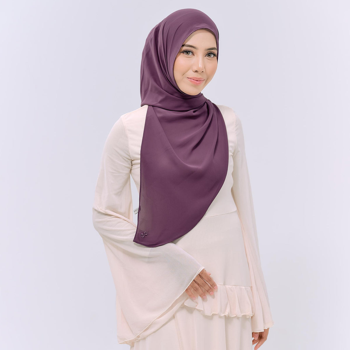 CLAIA HOODIE SHAWL