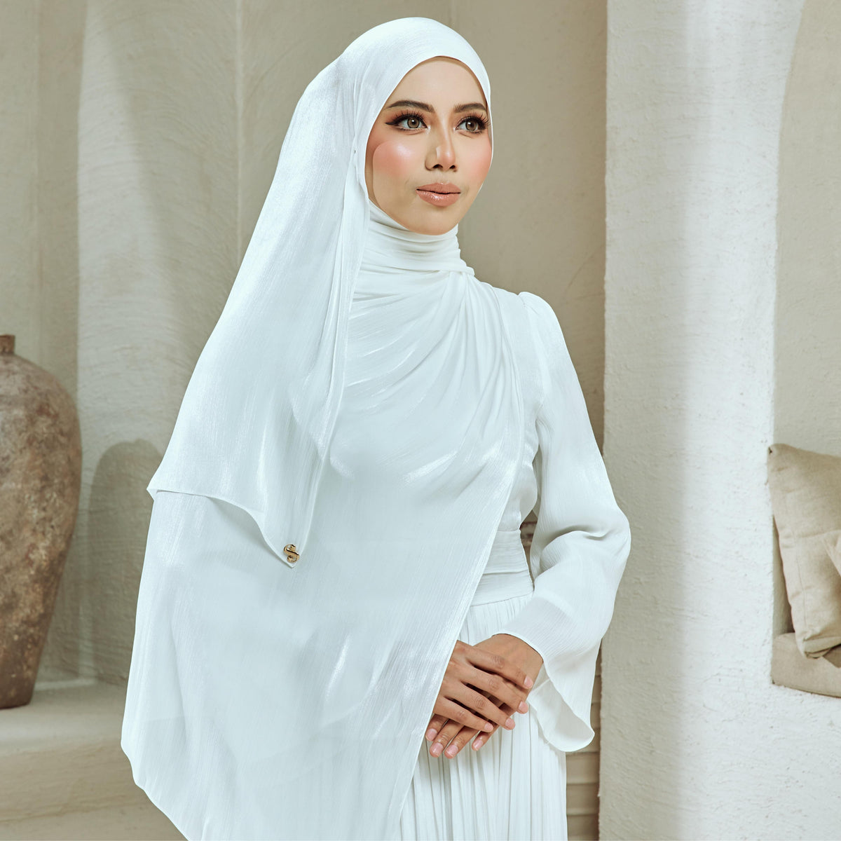 SERI SHIMMER SHAWL