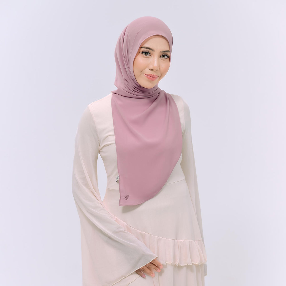 CLAIA HOODIE SHAWL