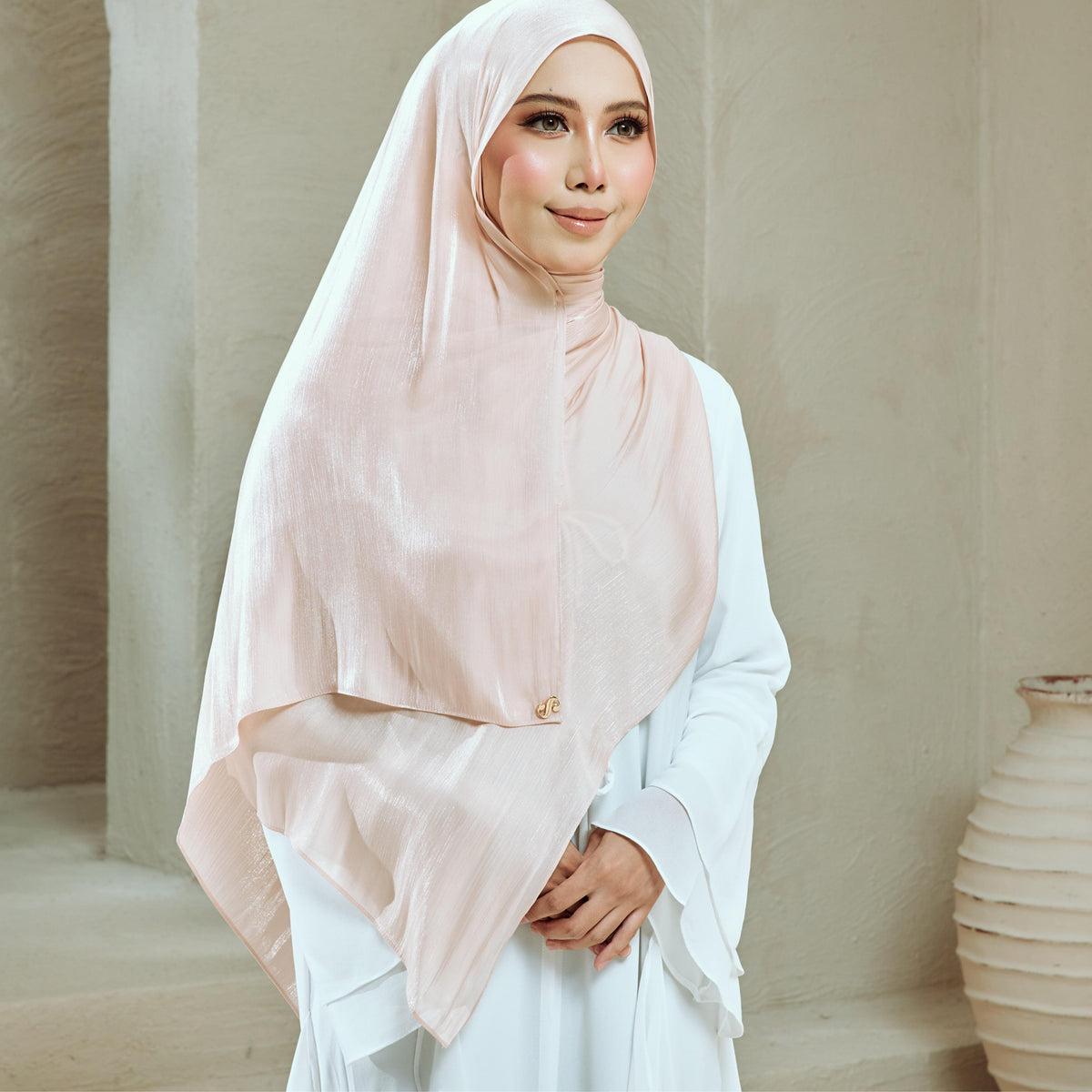 SERI SHIMMER SHAWL