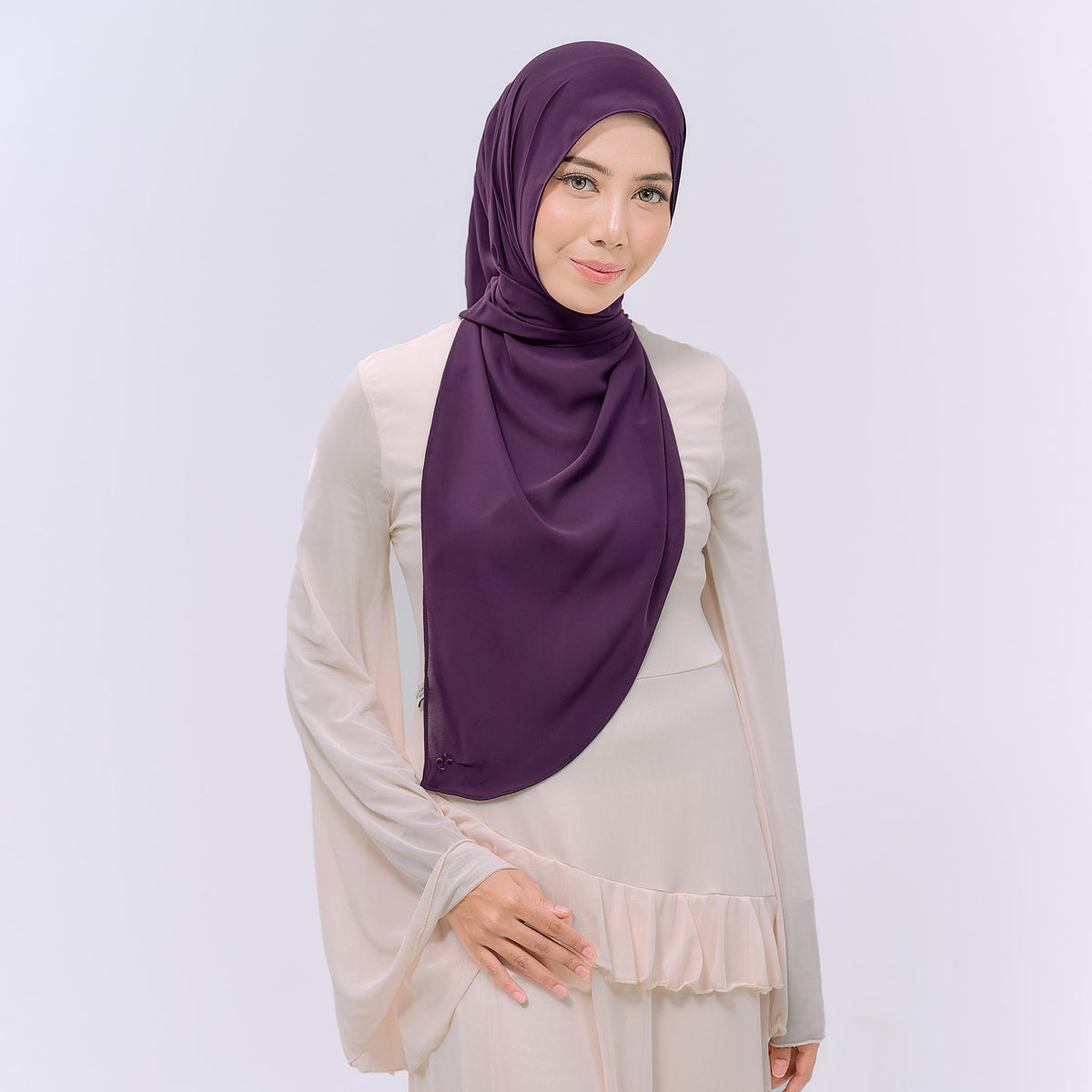 CLAIA HOODIE SHAWL