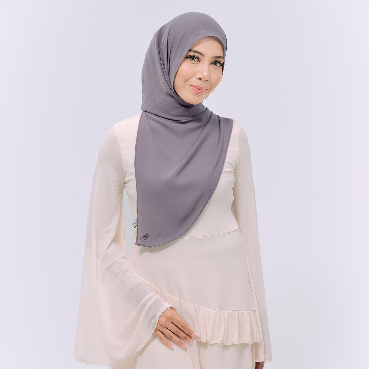 CLAIA HOODIE SHAWL