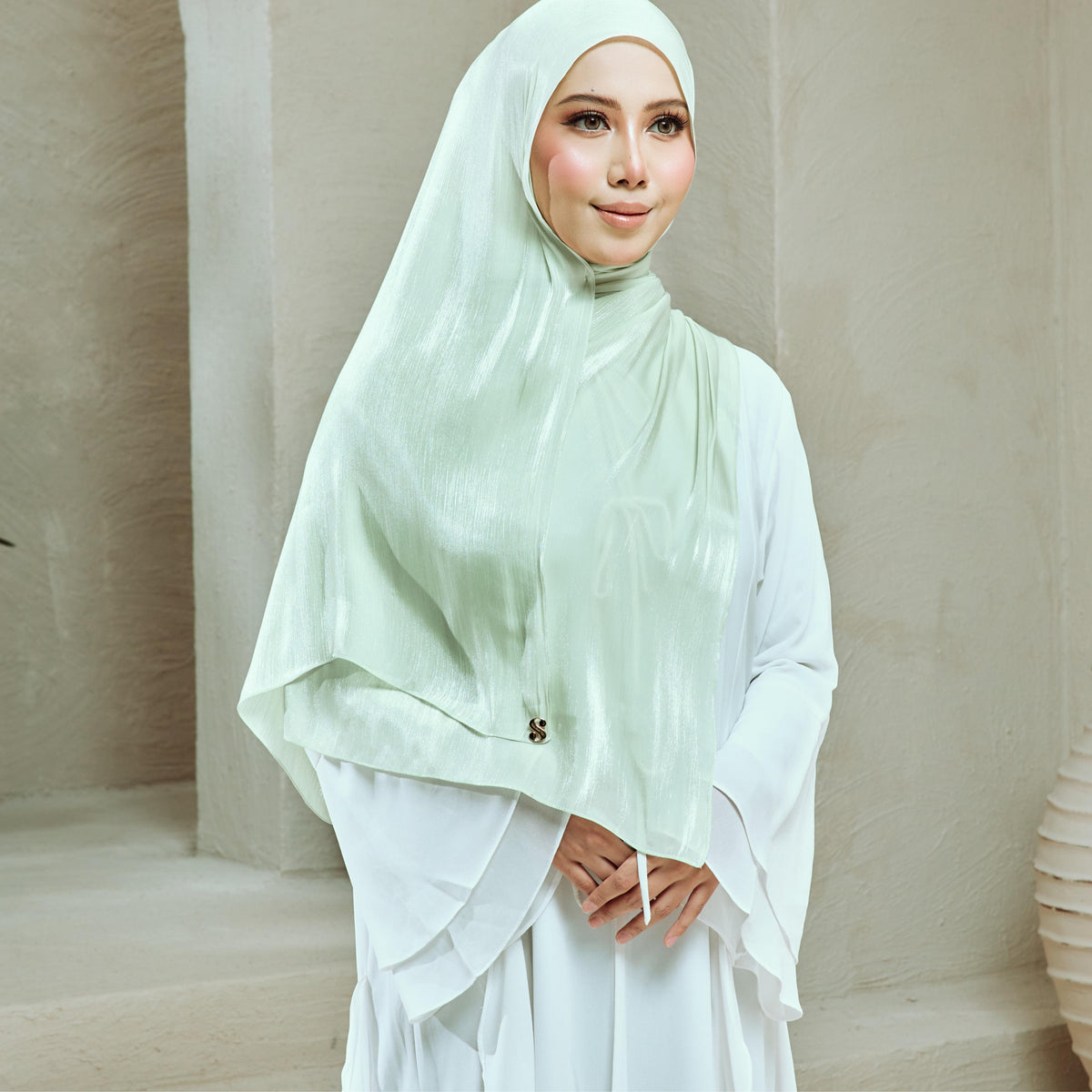 SERI SHIMMER SHAWL