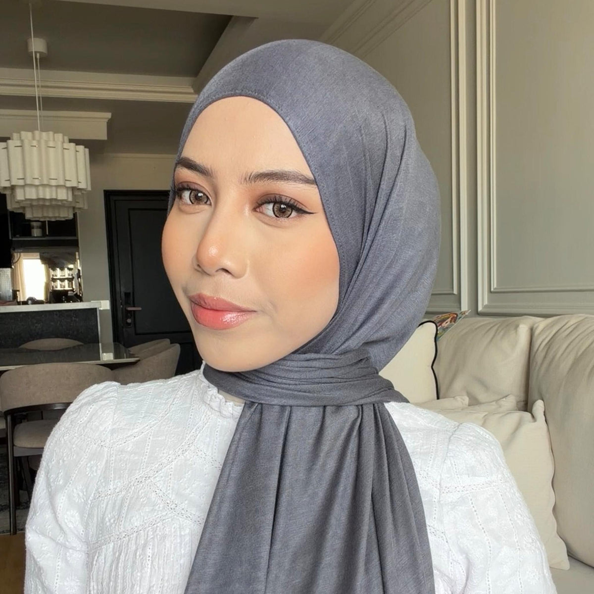 NEYA HOODIE SHAWL