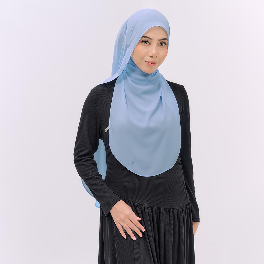 LOVA HOODIE SHAWL