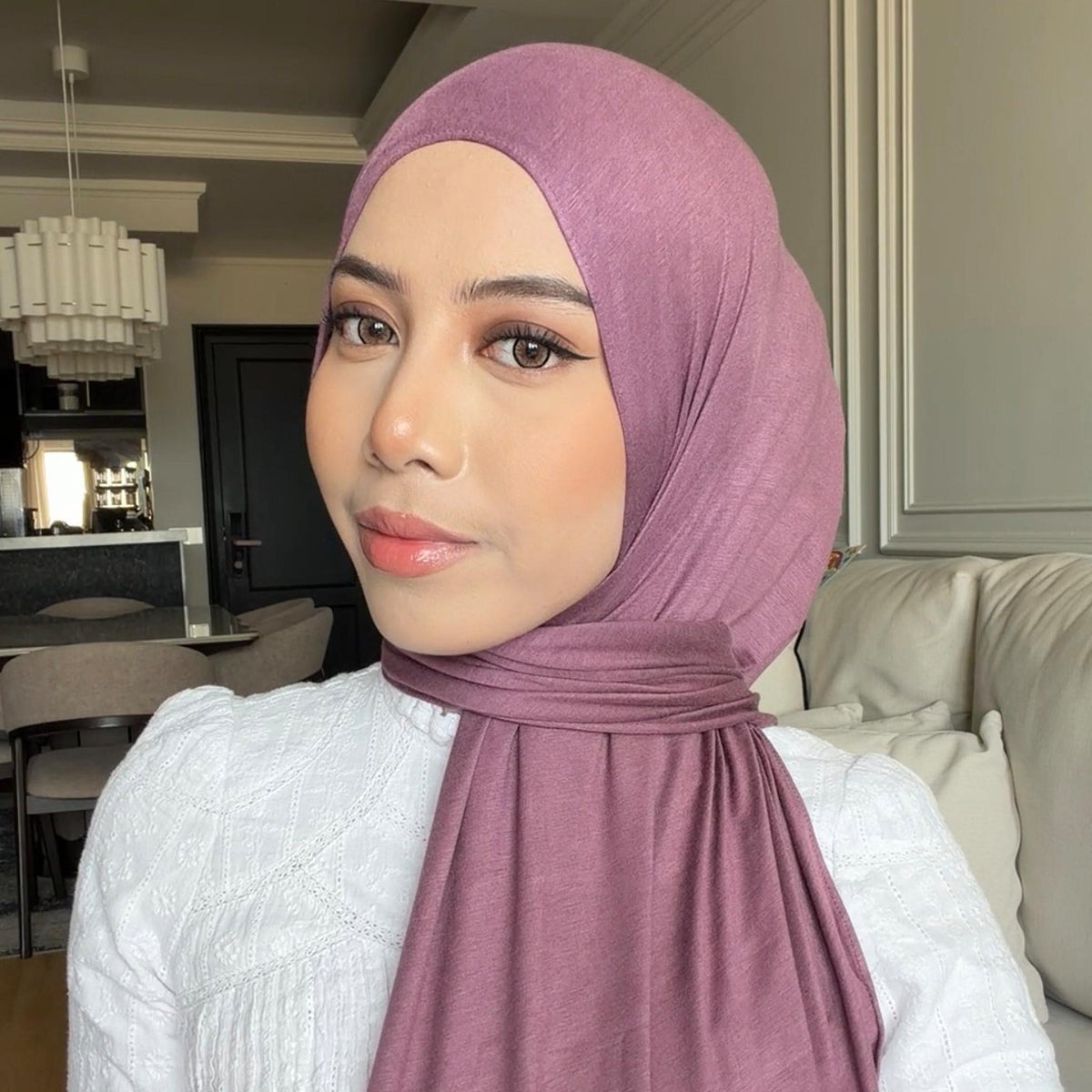 NEYA HOODIE SHAWL