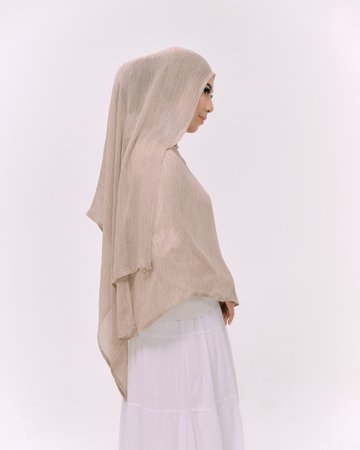 DREAMY IN BONE