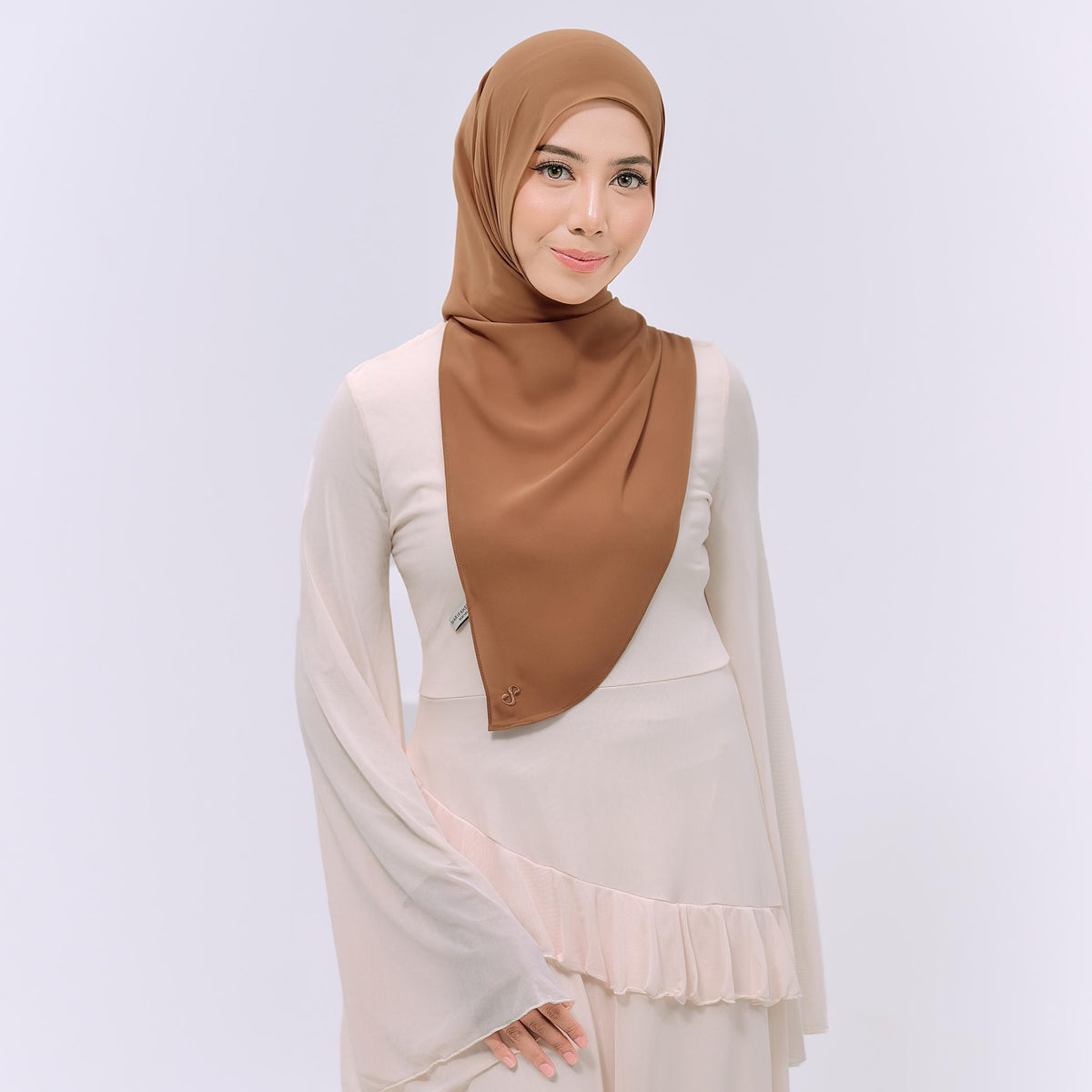 CLAIA HOODIE SHAWL