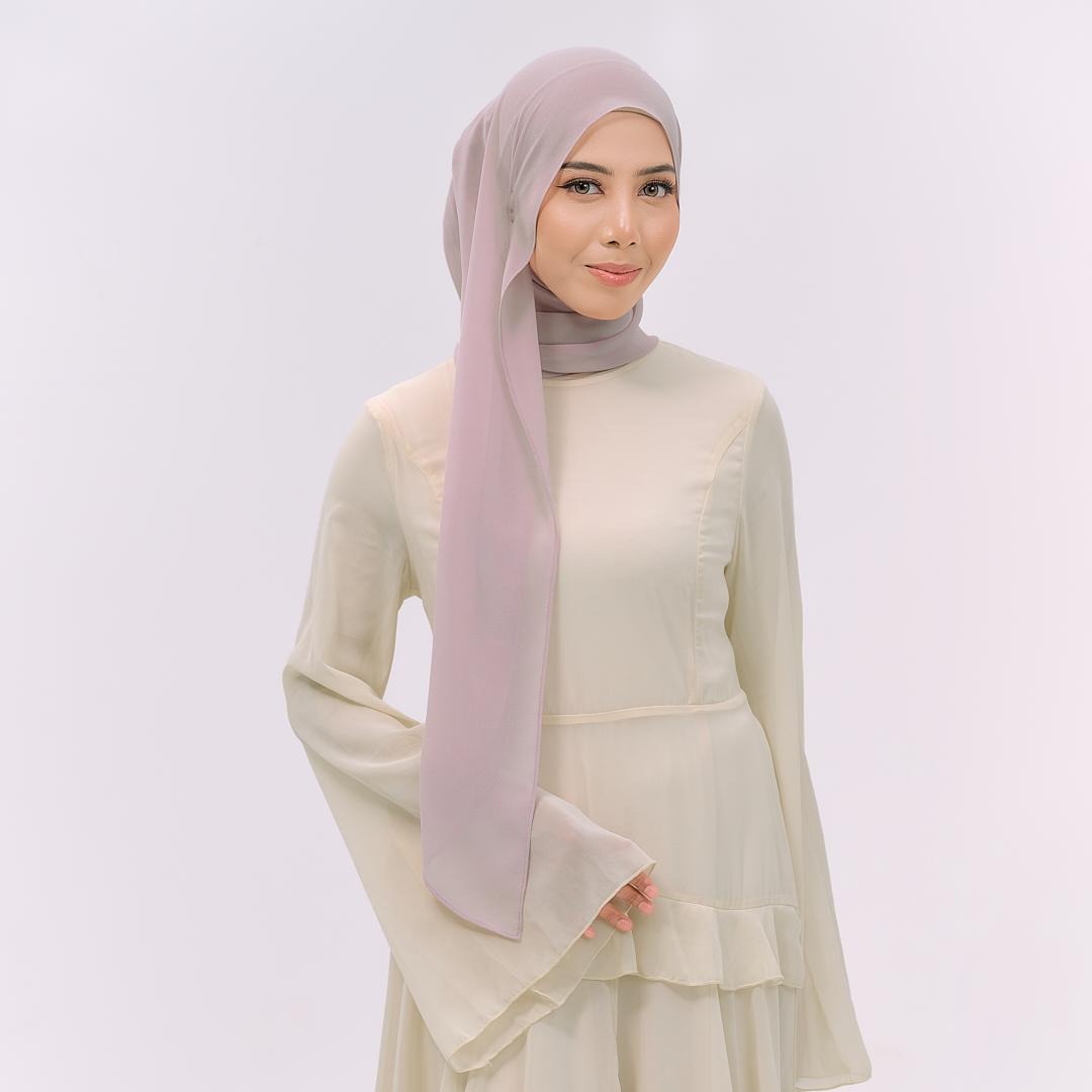 CLARA HOODIE SHAWL