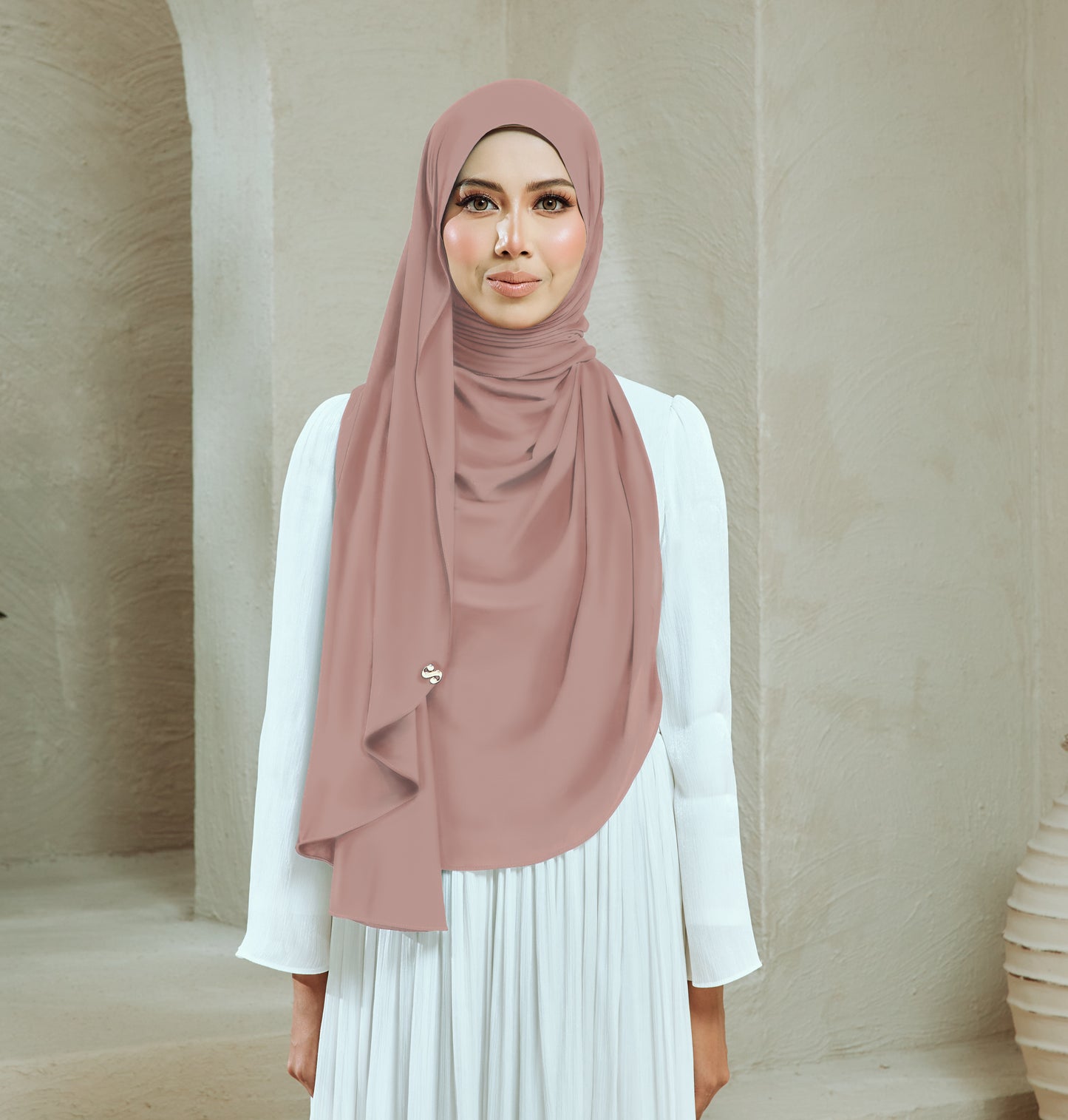 NONA IN ASH BROWN
