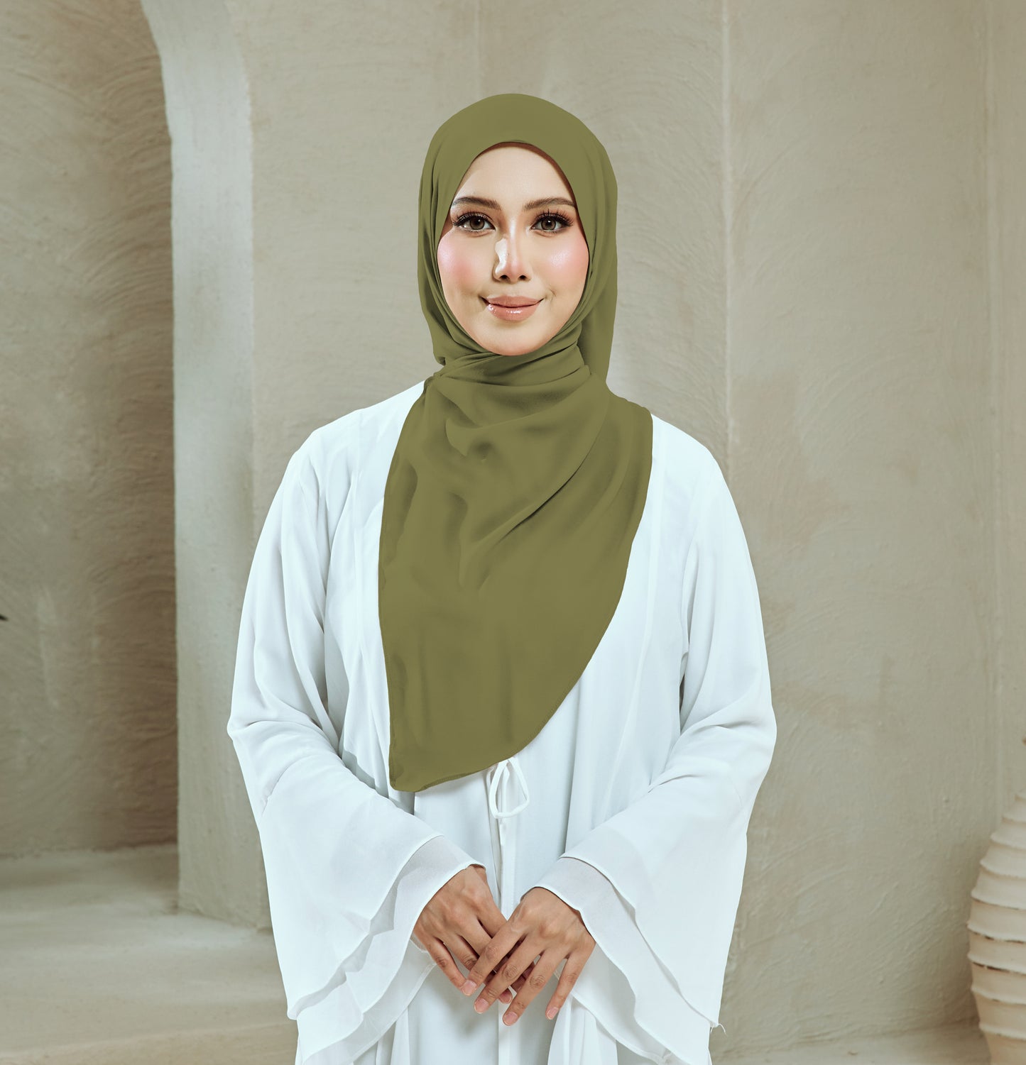 CLAIA IN MOSS GREEN