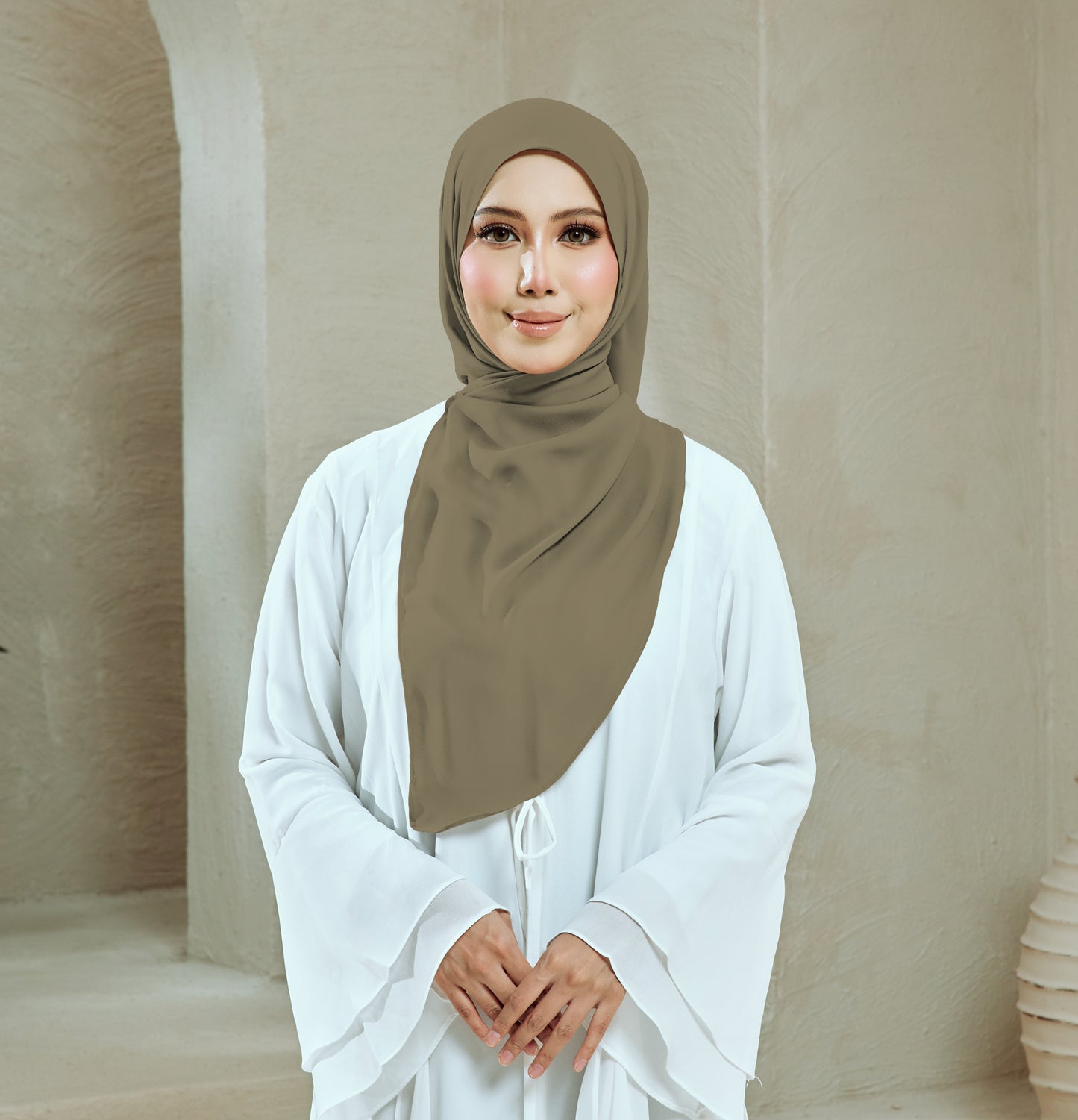 CLAIA IN OLIVE GREYISH