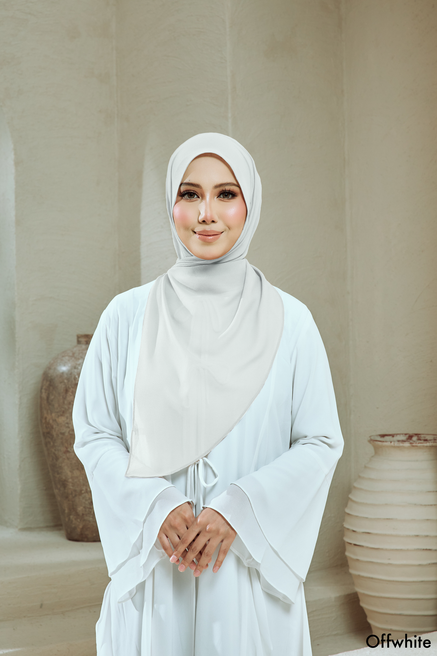 CLARA IN OFFWHITE