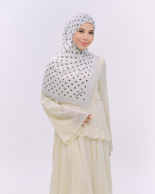 POLKAPLAID IN WHITE