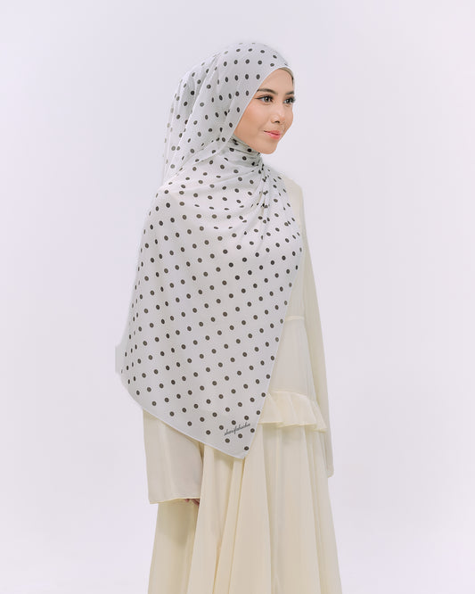 POLKASHAWL IN WHITE