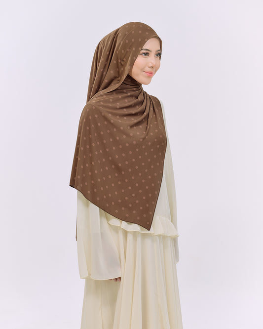POLKASHAWL IN BROWN