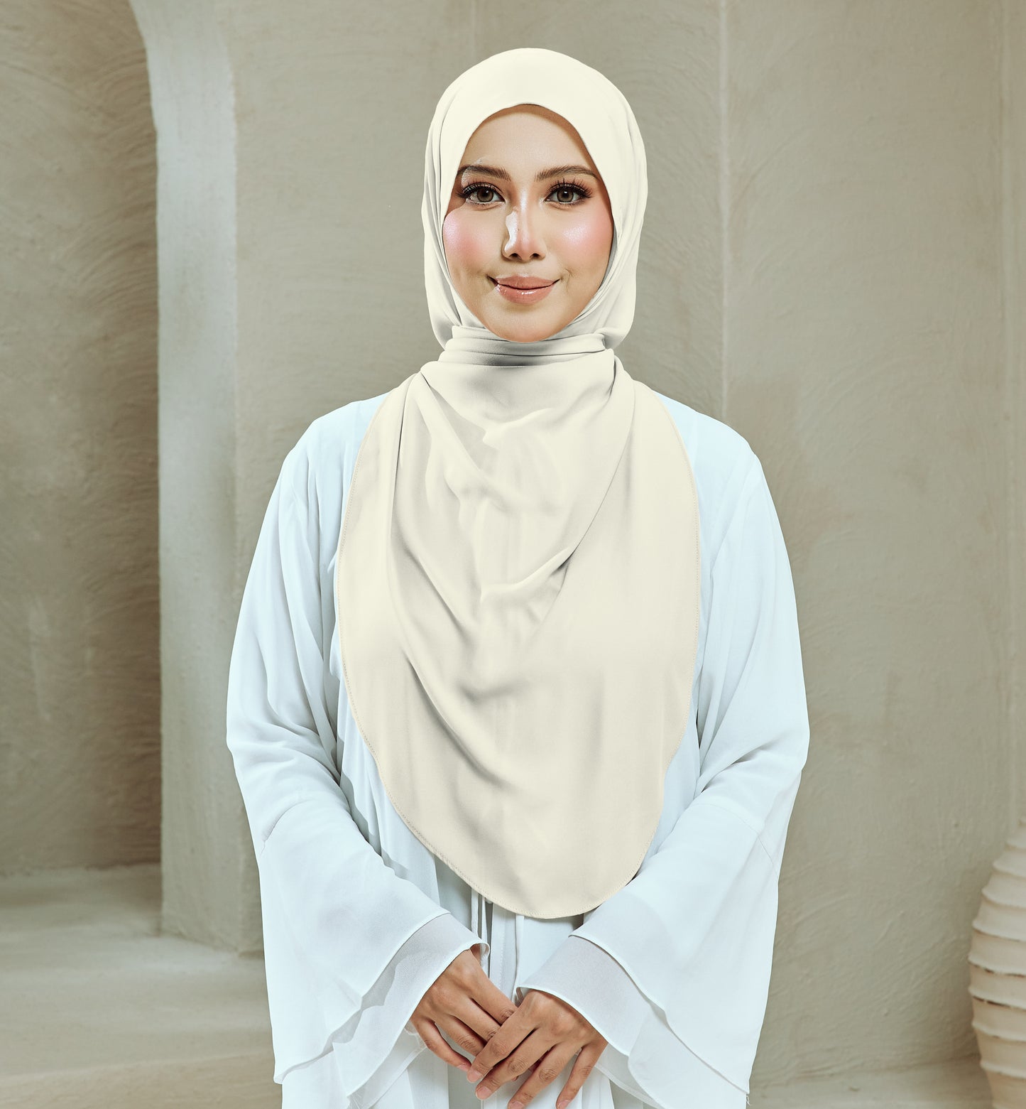 LOVA IN SOFT YELLOW