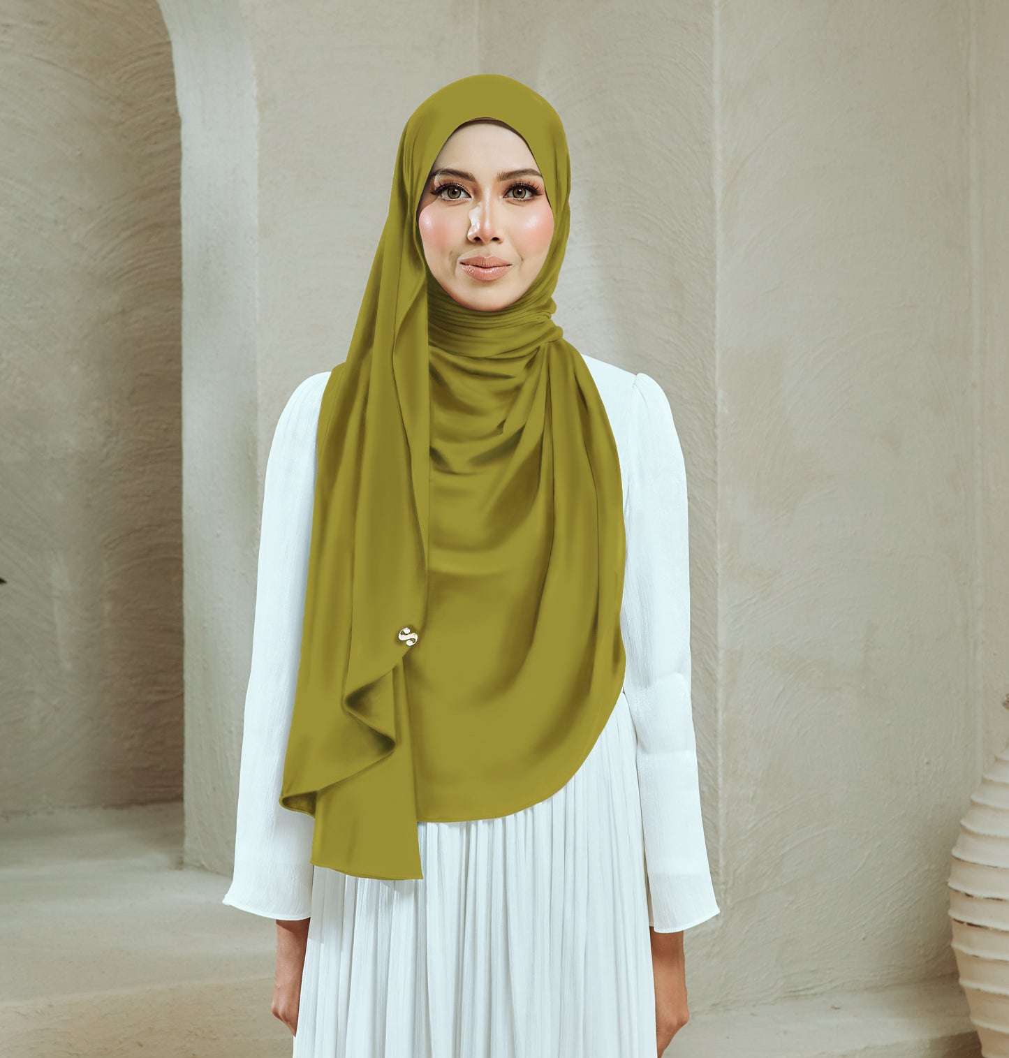 NONA IN OLIVE
