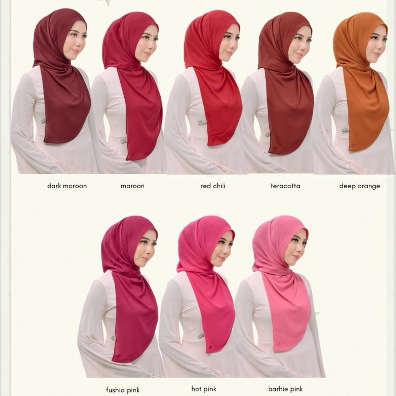 CLAIA HOODIE SHAWL