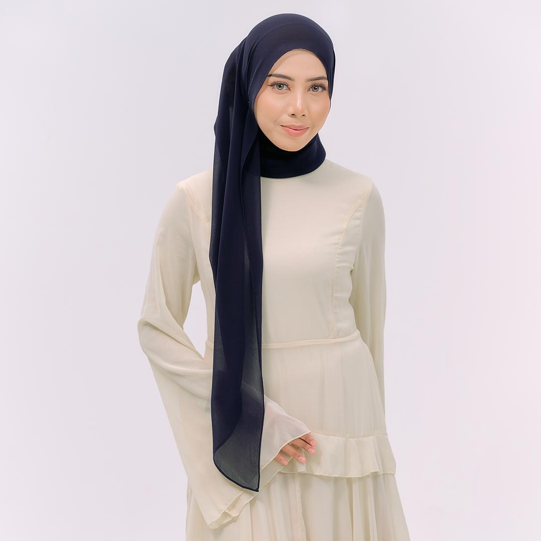 CLARA HOODIE SHAWL