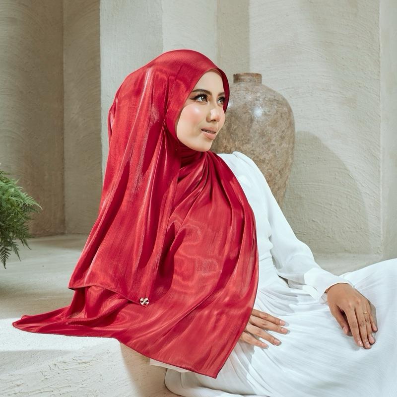 SERI SHIMMER SHAWL
