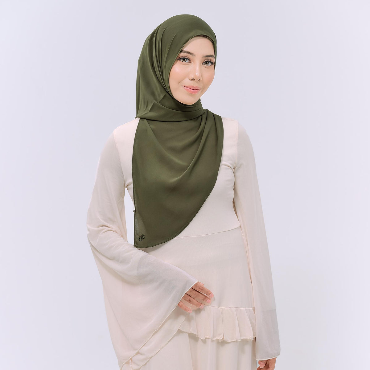 CLAIA HOODIE SHAWL