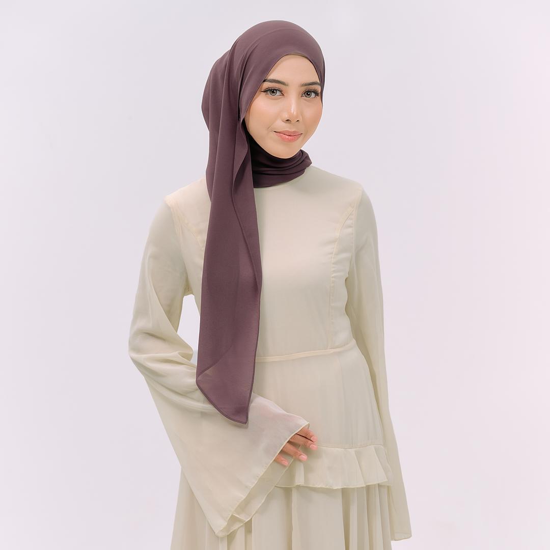 CLARA HOODIE SHAWL