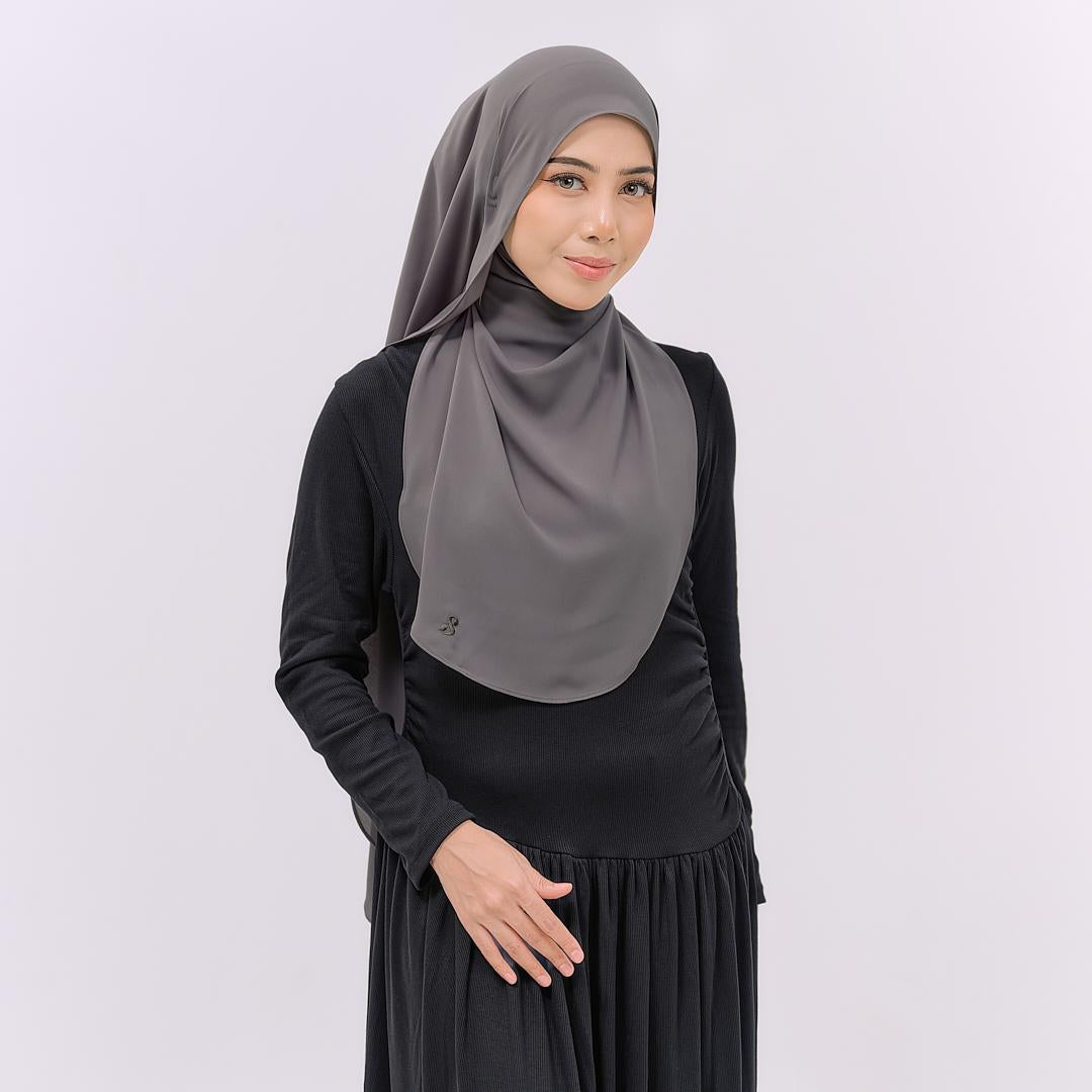 LOVA HOODIE SHAWL