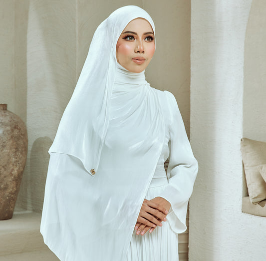 SERI IN OFF WHITE