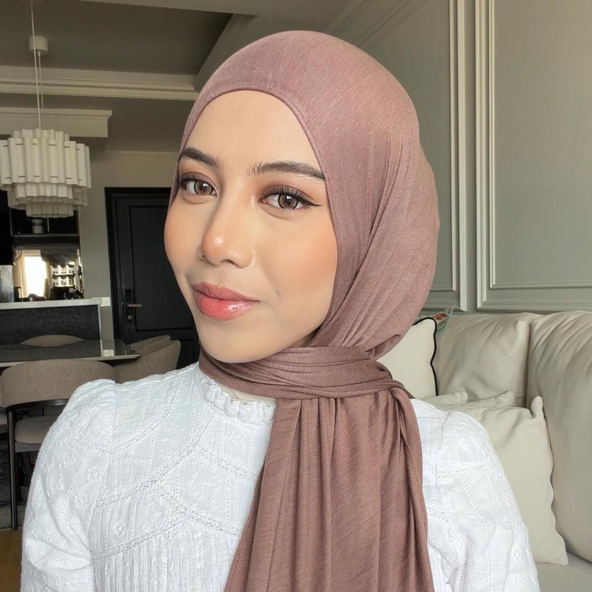 NEYA HOODIE SHAWL
