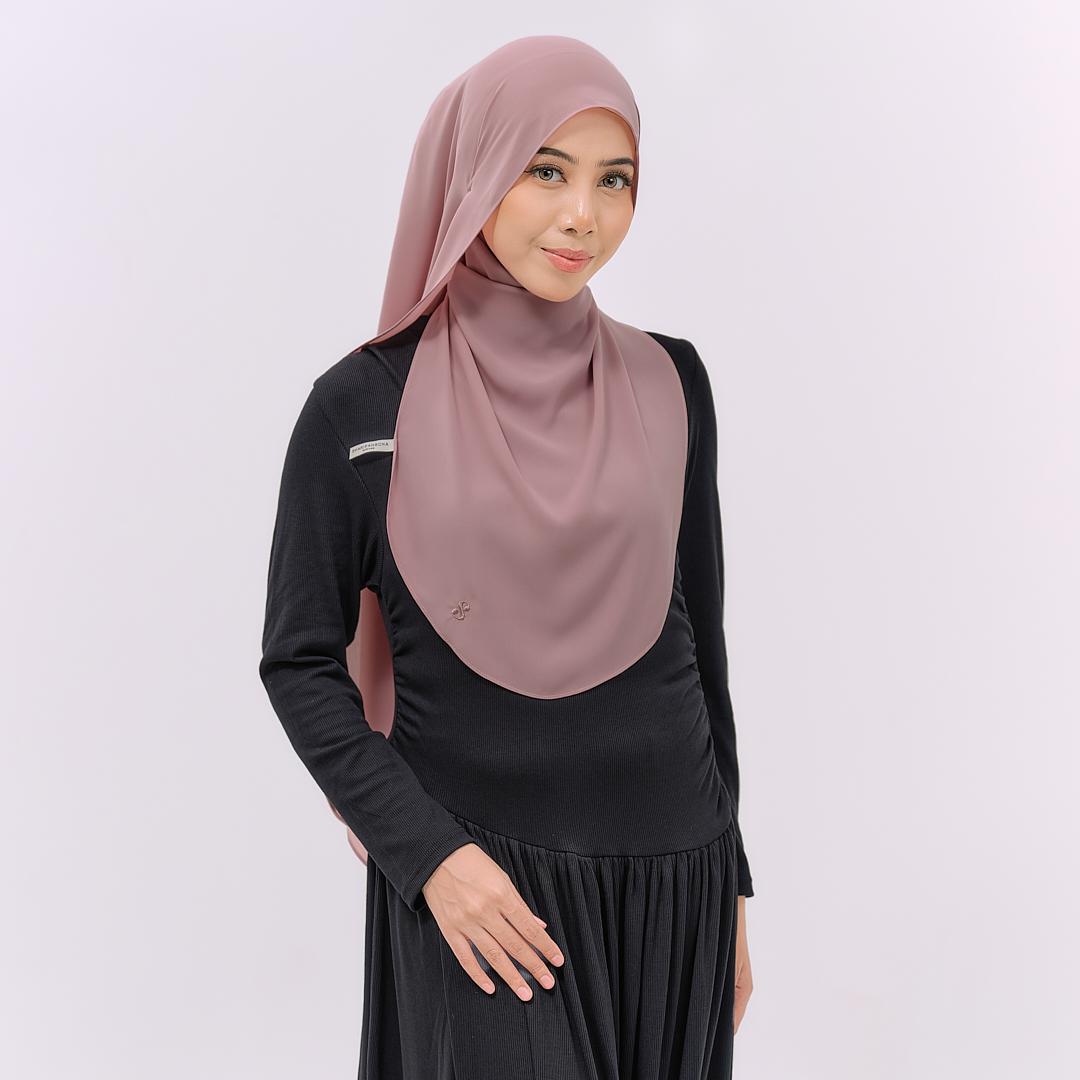 LOVA HOODIE SHAWL