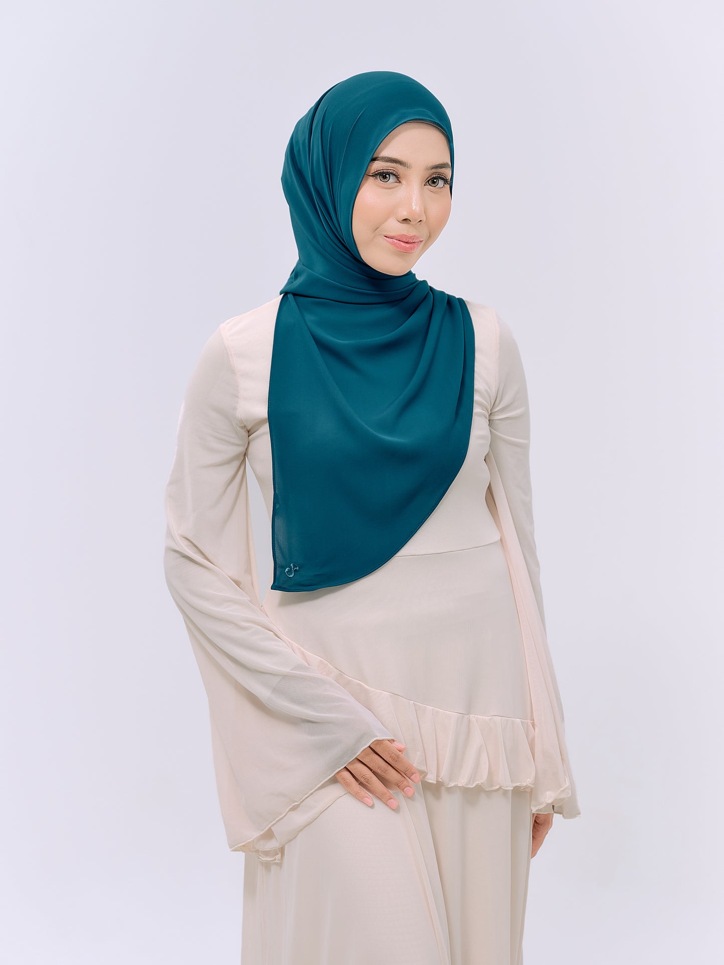 CLAIA IN AQUA TEAL