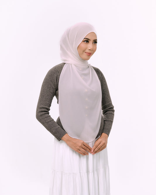 YARA IN OFFWHITE