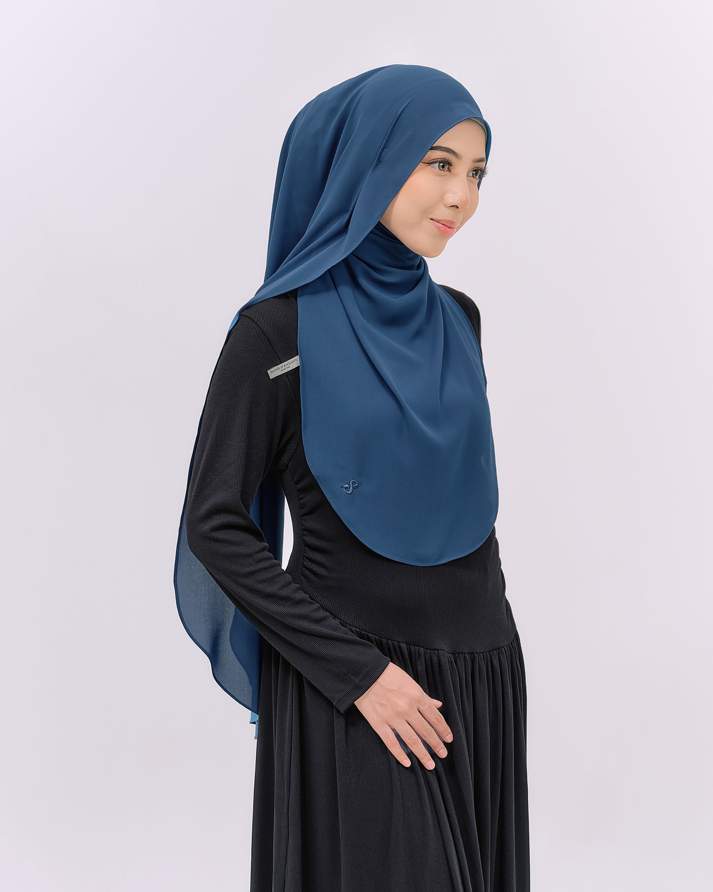 LOVA IN TEAL BLUE