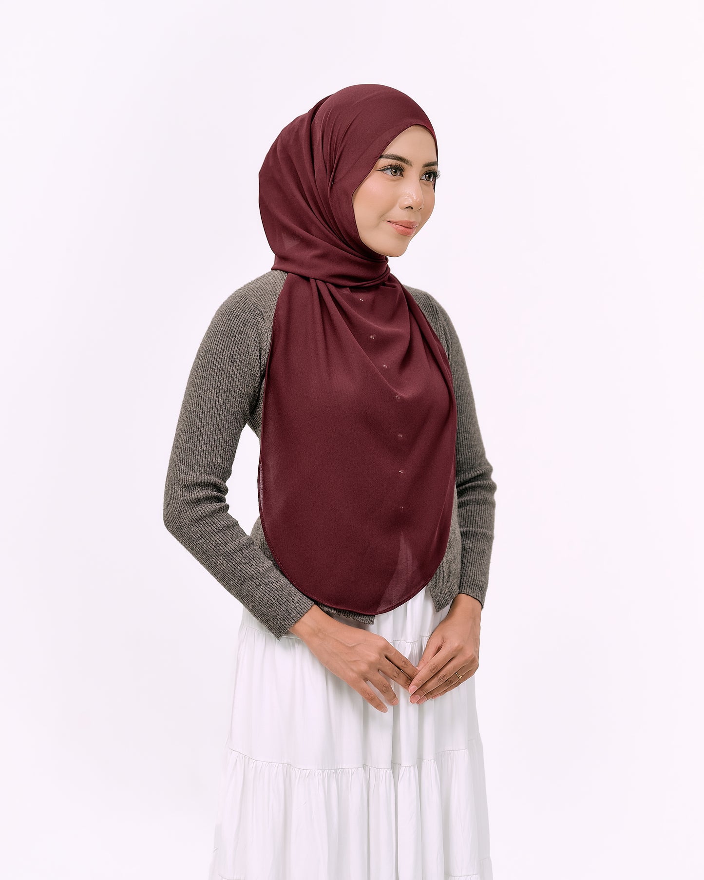 YARA IN DARK MAROON