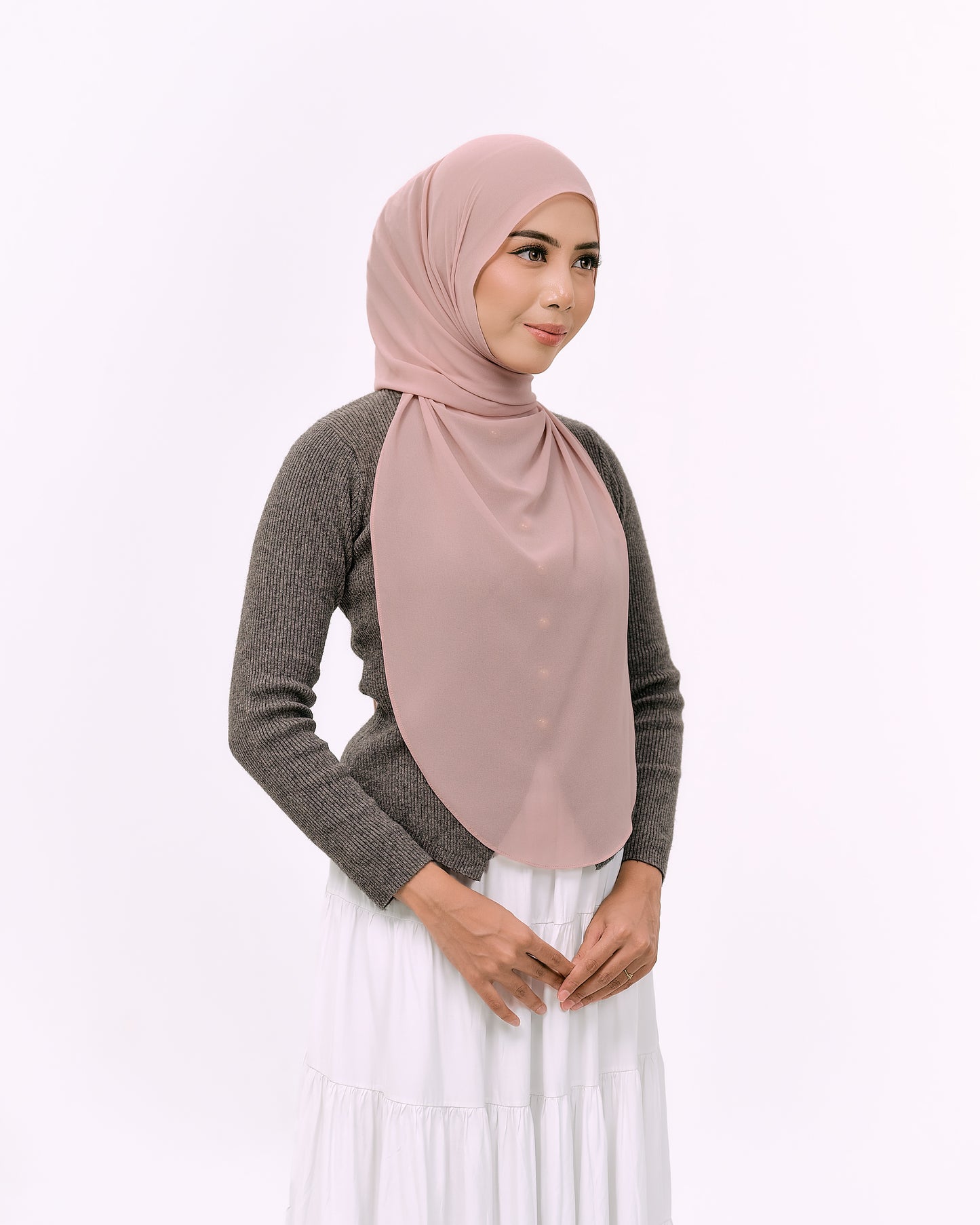 YARA IN ASH CUPCAKE
