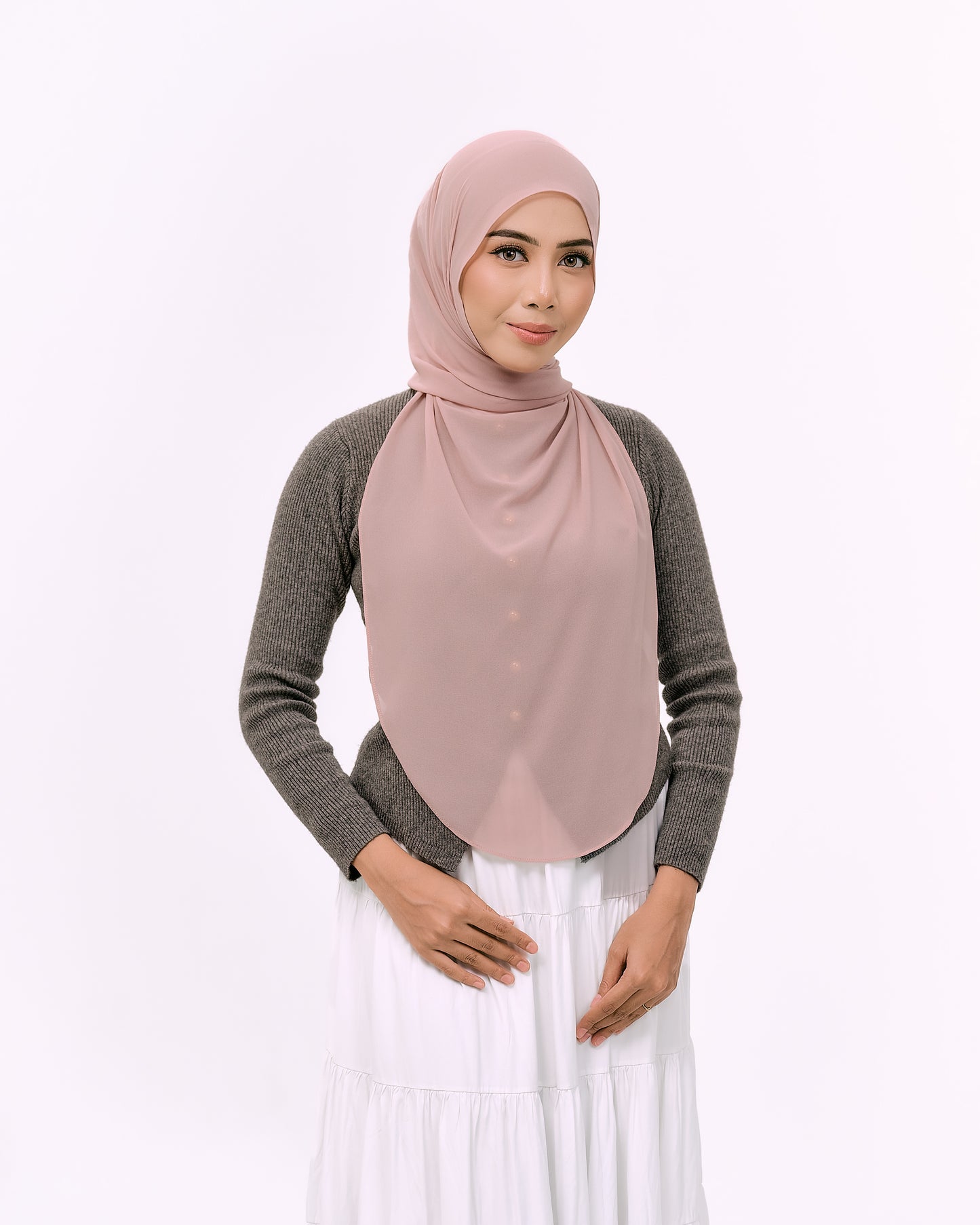YARA IN ASH CUPCAKE