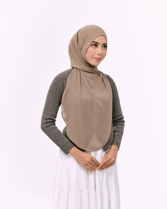 YARA IN BROWNBEAR