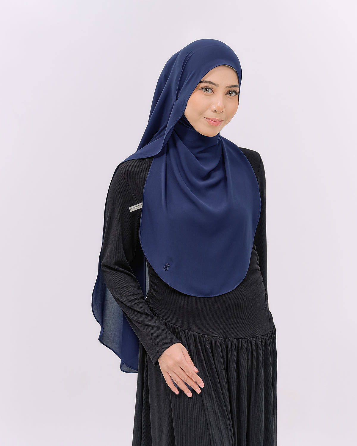LOVA NAVY BLUE