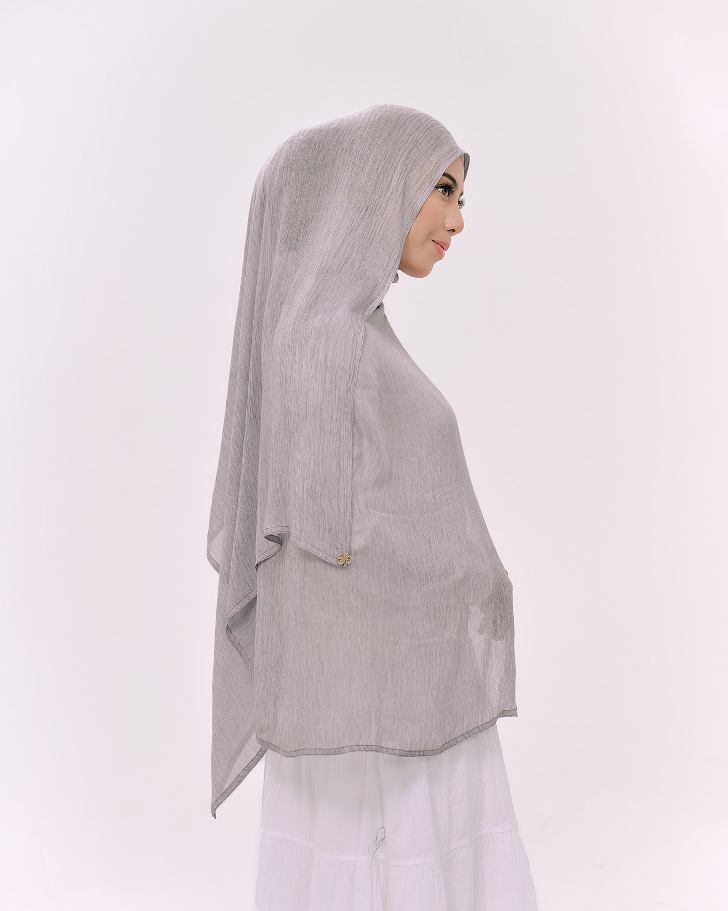 DREAMY IN SILVER