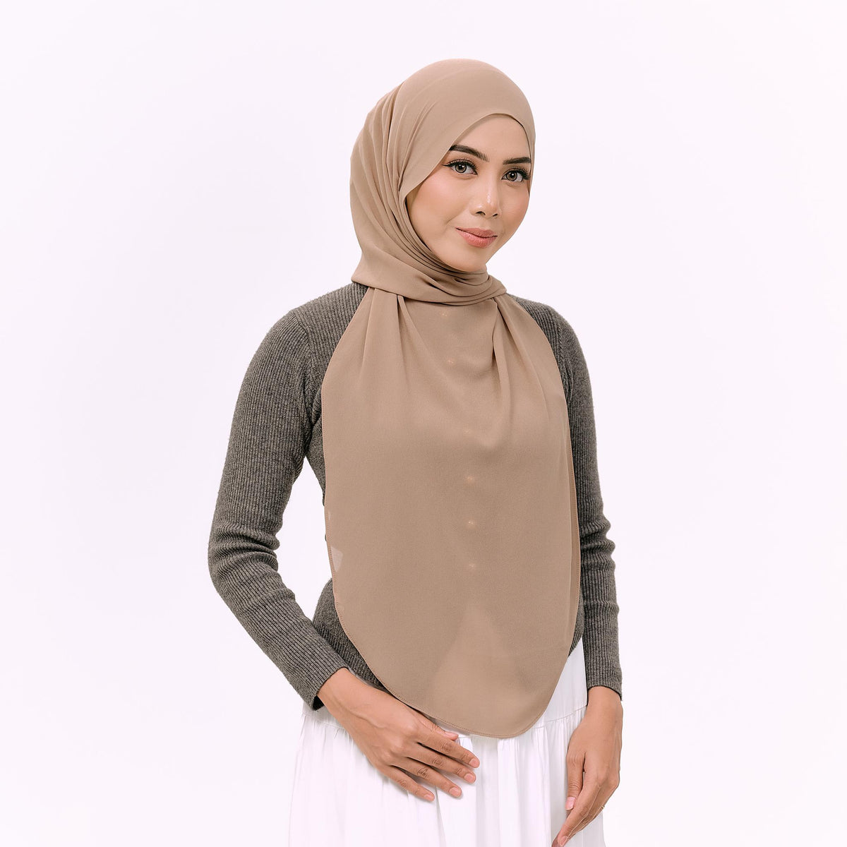 YARA HOODIE SHAWL