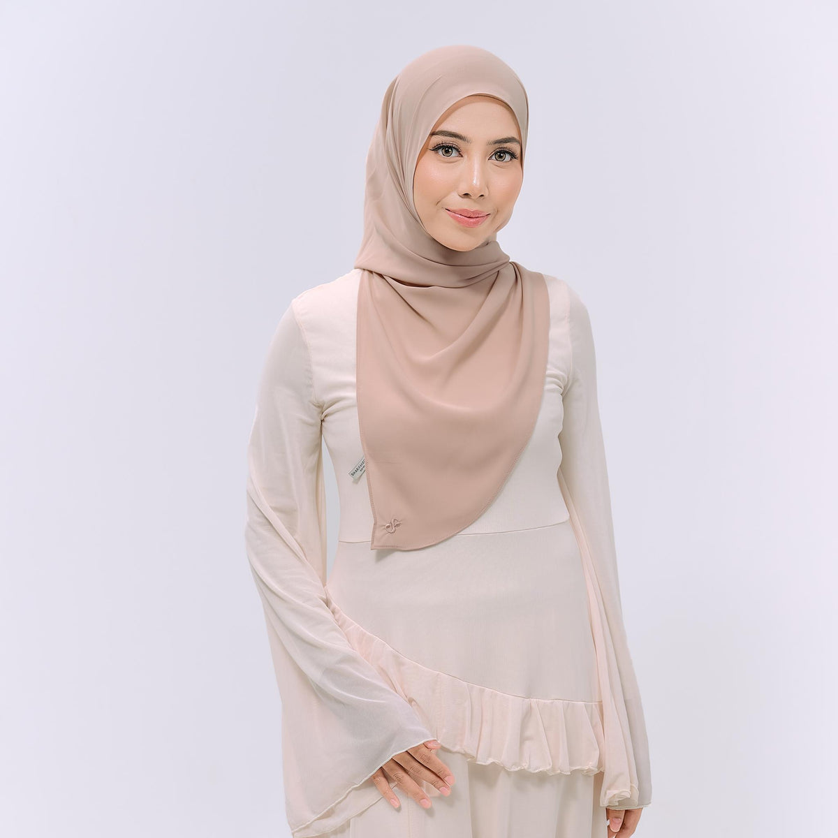 CLAIA HOODIE SHAWL