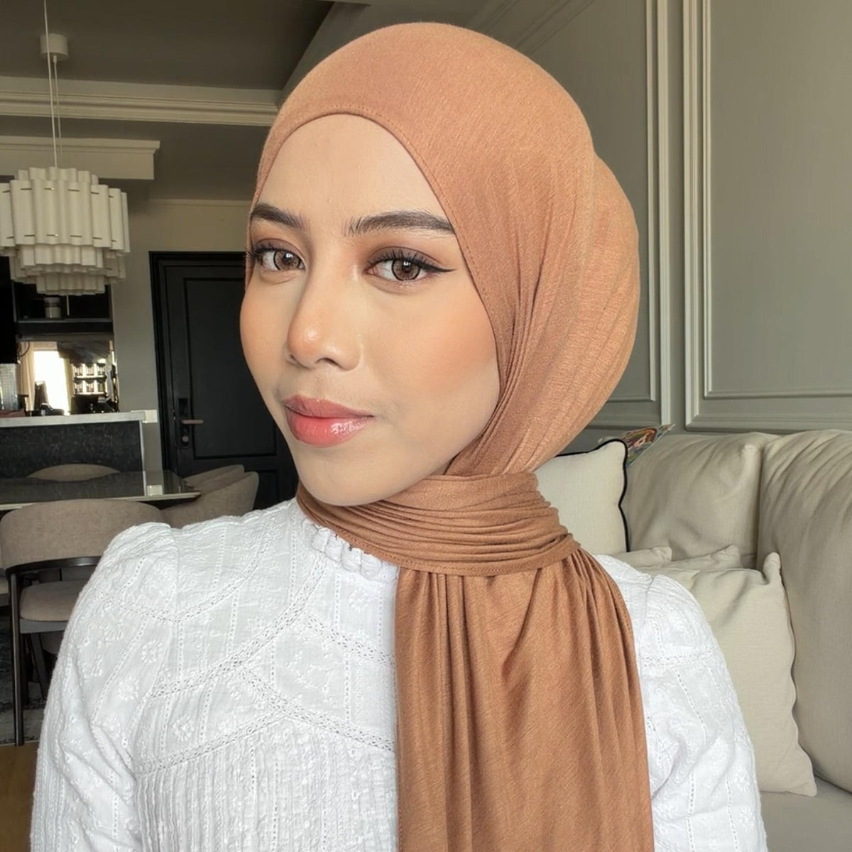 NEYA HOODIE SHAWL