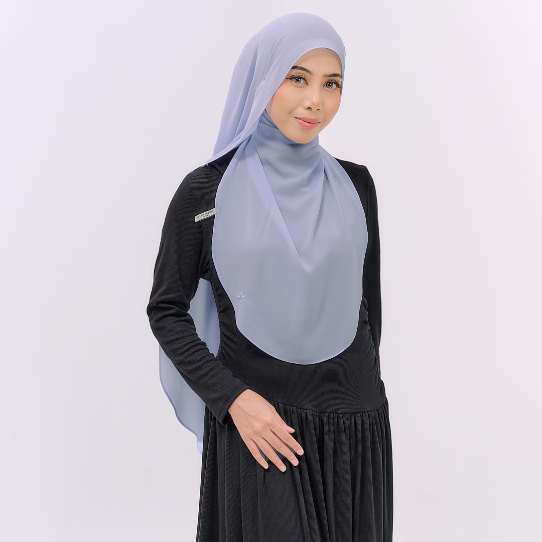 LOVA HOODIE SHAWL