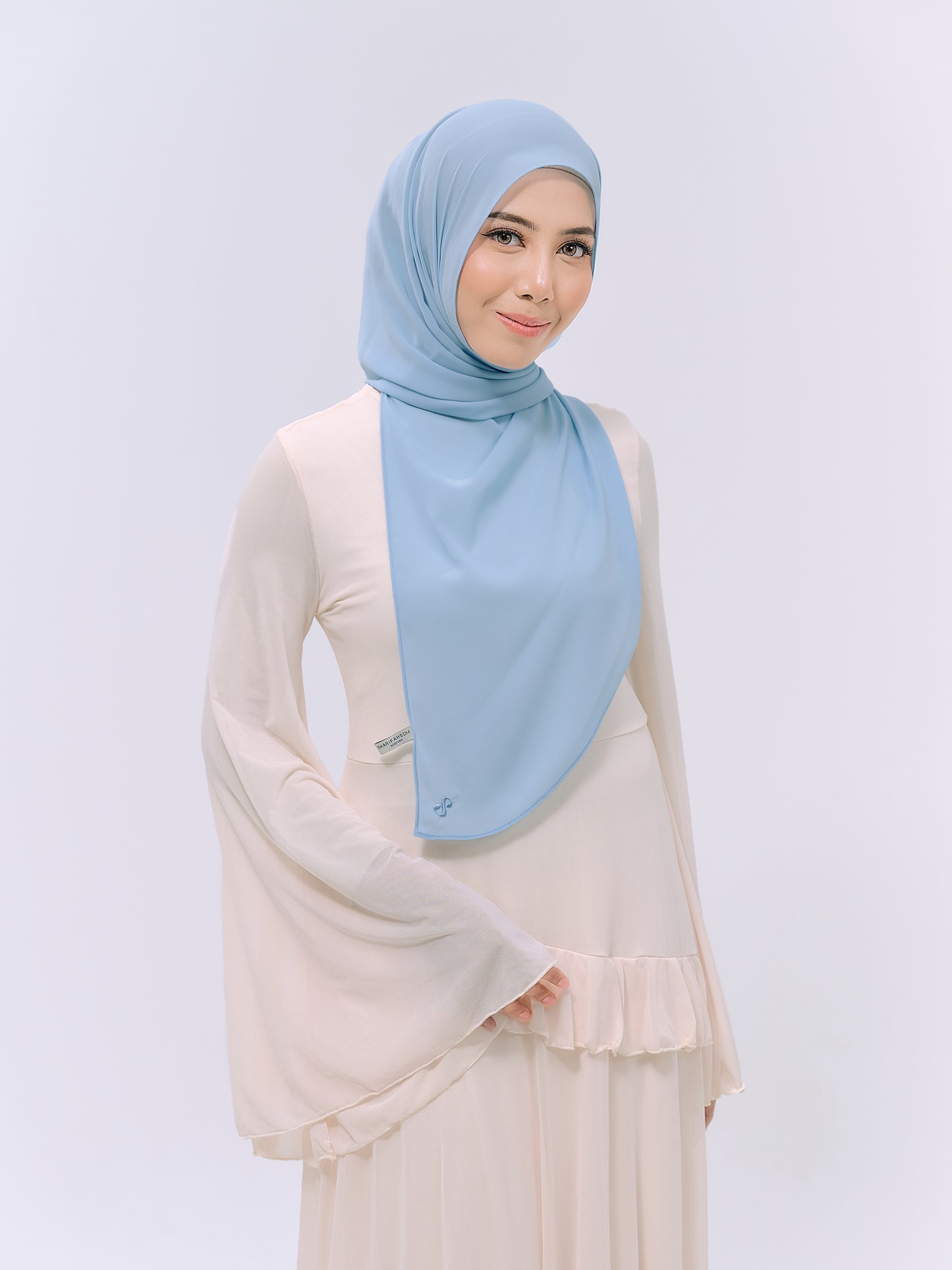 CLAIA IN BABYBLUE