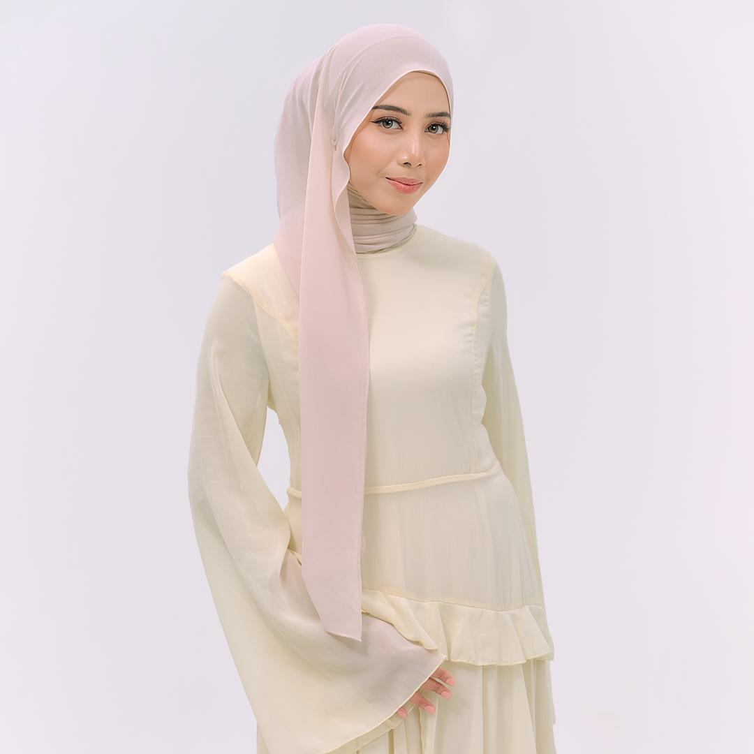 CLARA HOODIE SHAWL