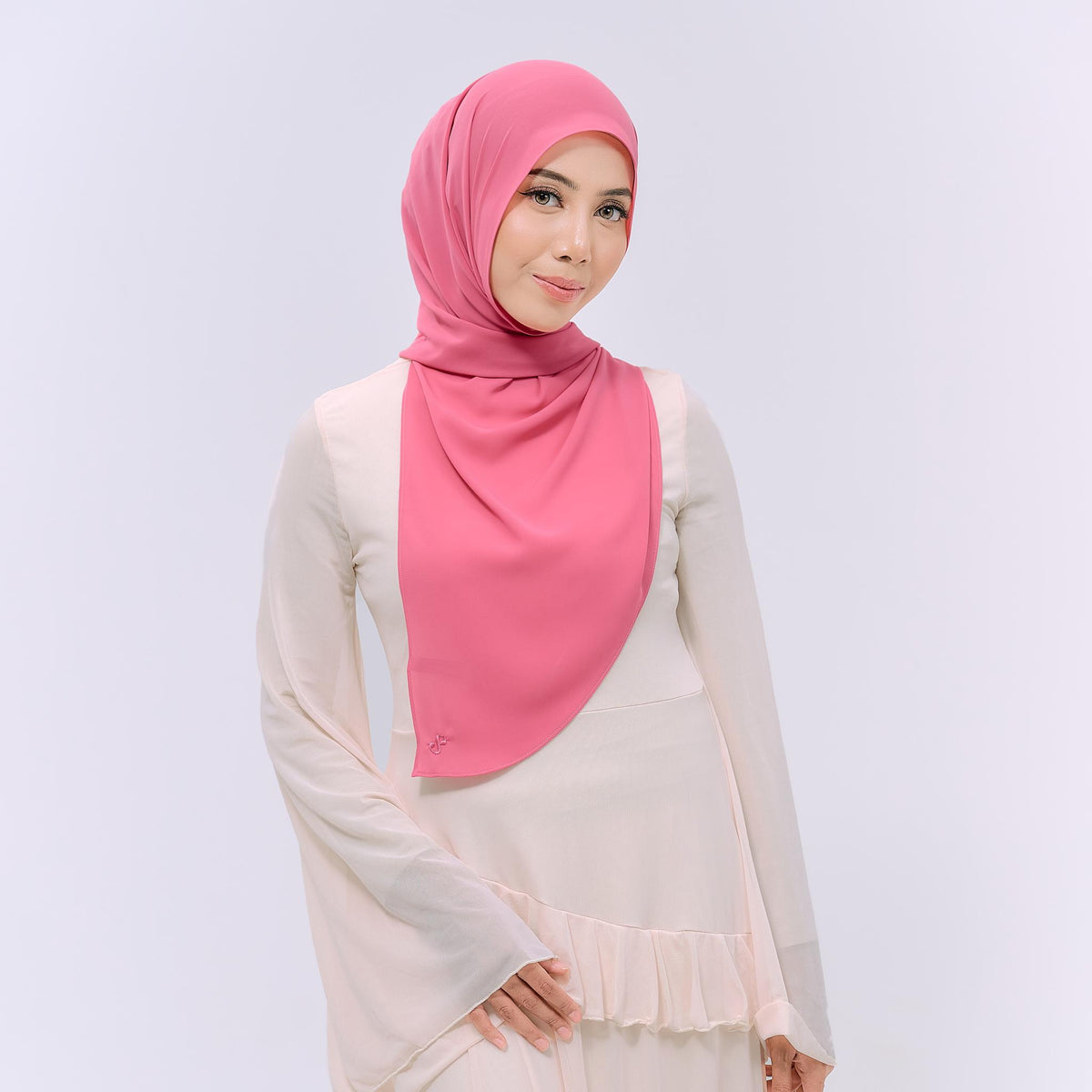 CLAIA HOODIE SHAWL